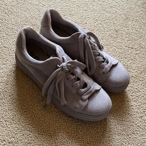 Platform Grey Sneaker